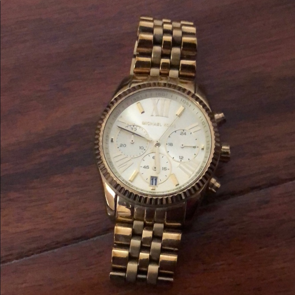 Michael kors gold watch